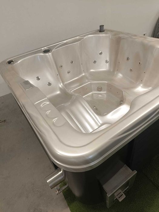 Akrylowa balia ogrodowa 220x220 klasy premium jacuzzi SlowSpa promocja