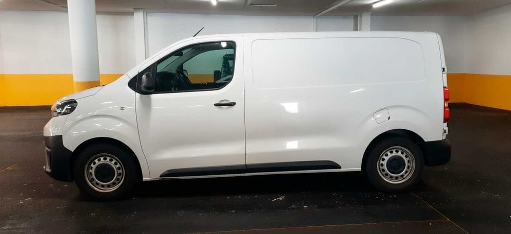 Toyota Proace L1 Van 1.5D 120 cv - IVA DEDUTIVEL