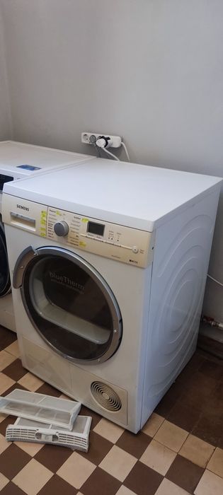 Сушильная машина Siemens IQ700