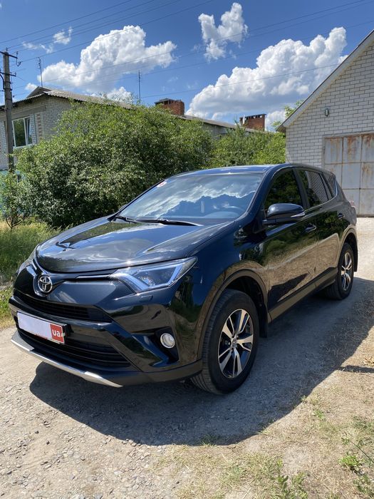 Toyota RAV 4 2016 2.0 Бензин