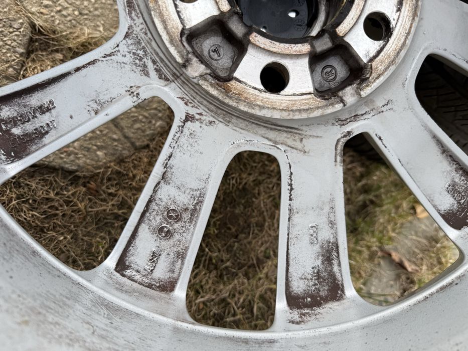 Alufelgi Foed Kuga 17 Cali ET52 5x108