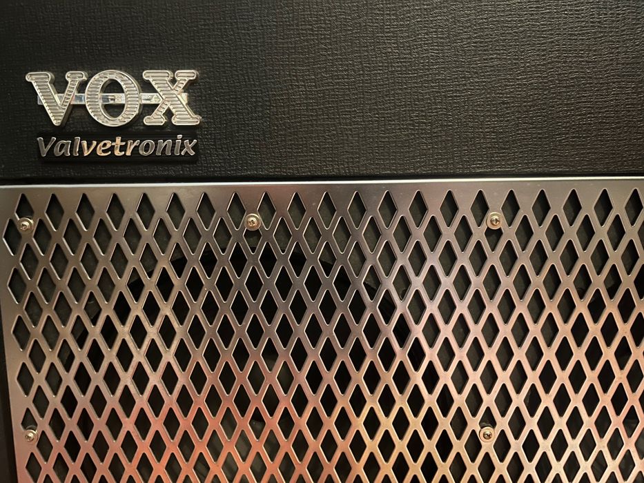 Amplificador de Guitarra Vox AD100VT