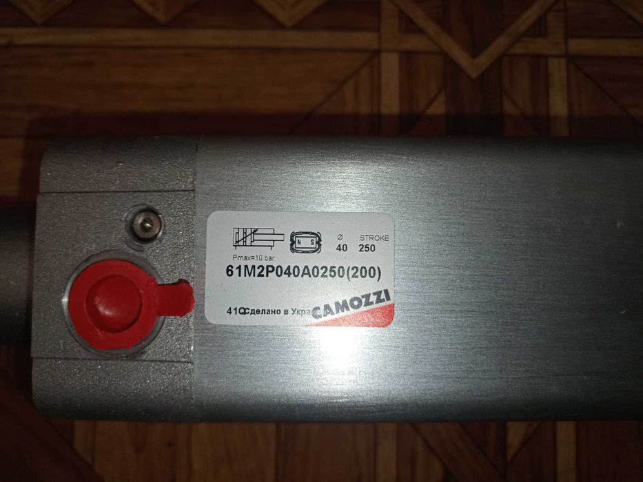 camozzi  пневмоциліндр