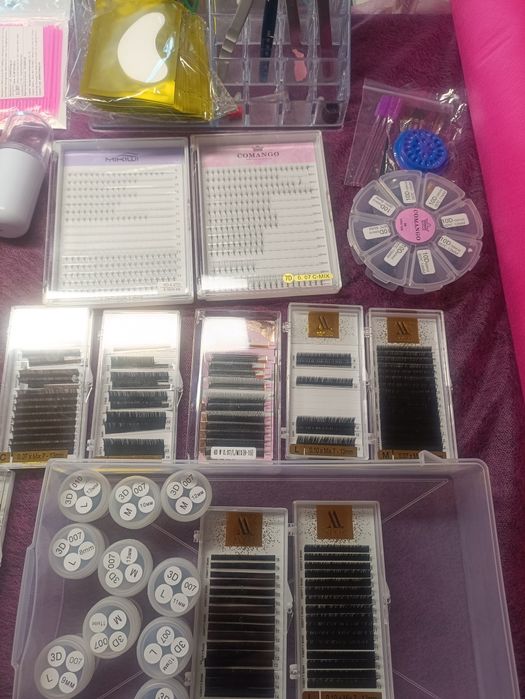 Продам кушетку  лампу столик