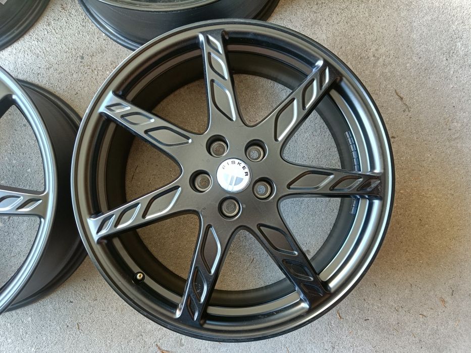 Felgi20 Fisker 5*114,3 Toyota Lexus NOWE czarne 2023r kpl