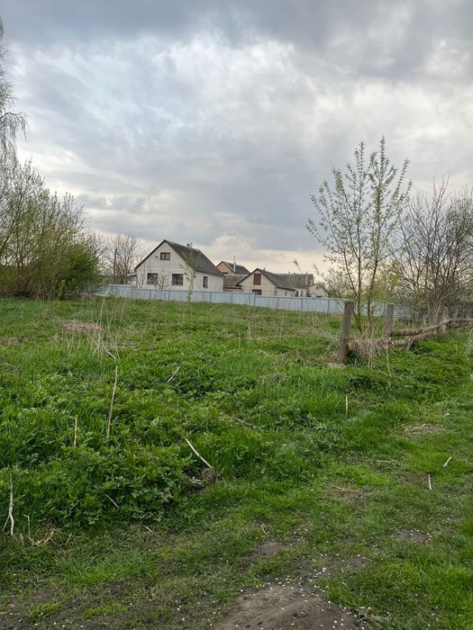 Продається земельна ділянка вул.Дружби 108