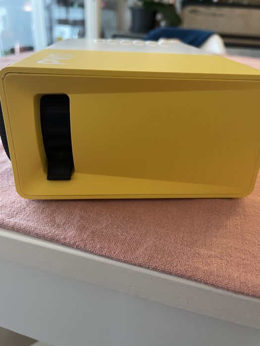 Projector HDMI com comando e caixa