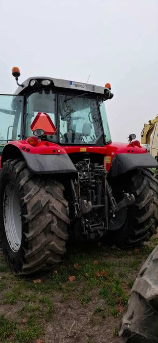 Massey Fergusson 6615 z turem