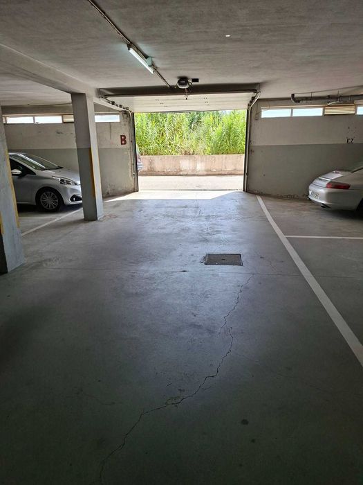 lugar de garagem - Granja - Cond Aguda Mar