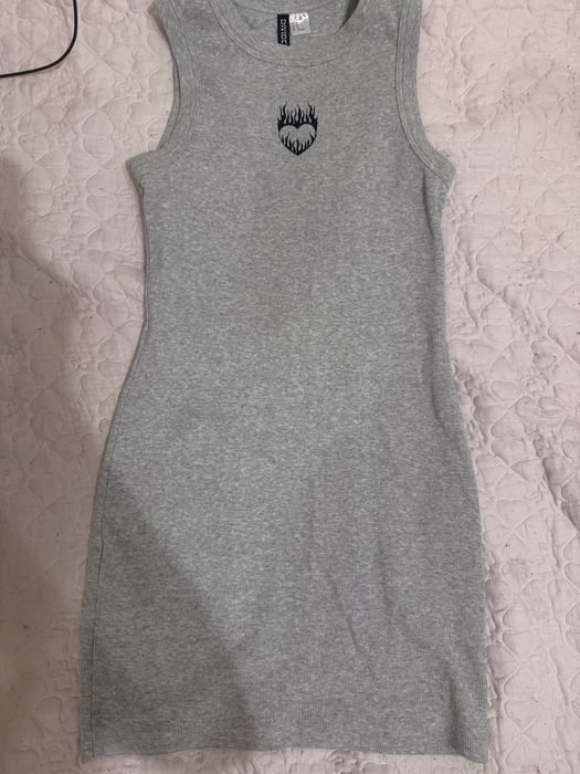 Плаття на дівчину