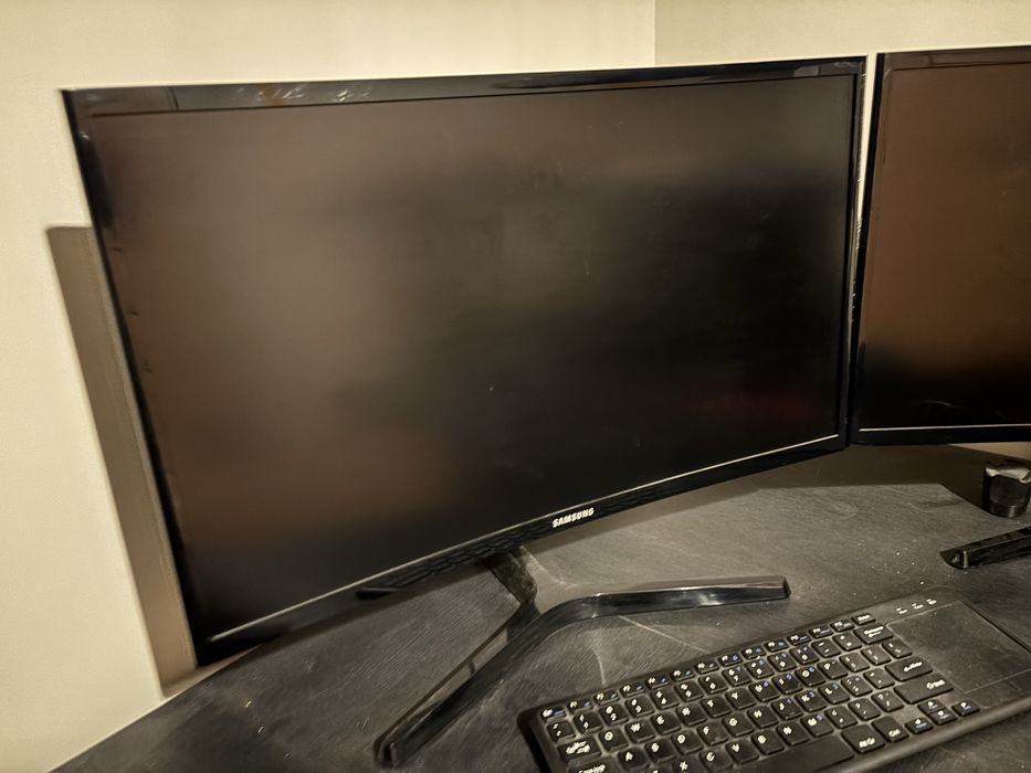 Monitory Samsung 24” 2 sztuki