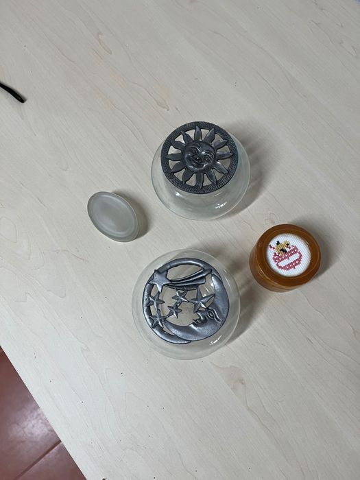 Vendo conjunto guarda jóias