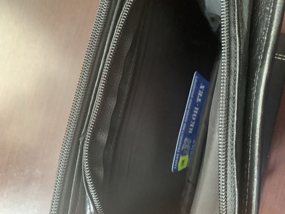 Dwie saszetki skorzane