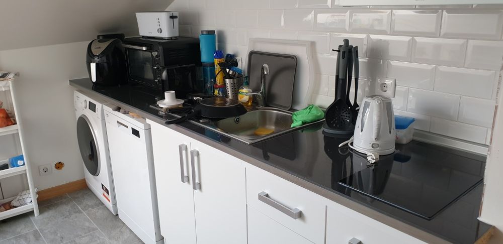 Quarto WC Privativo Urb Cavaleira Algueirão Mem Martins