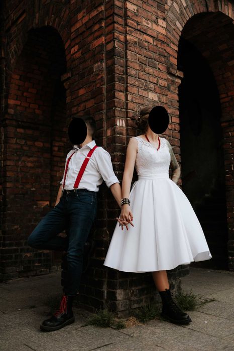 Suknia ślubna biała w stylu Pin-Up/Rockabilly/Rock N' Roll (dł.110 cm)