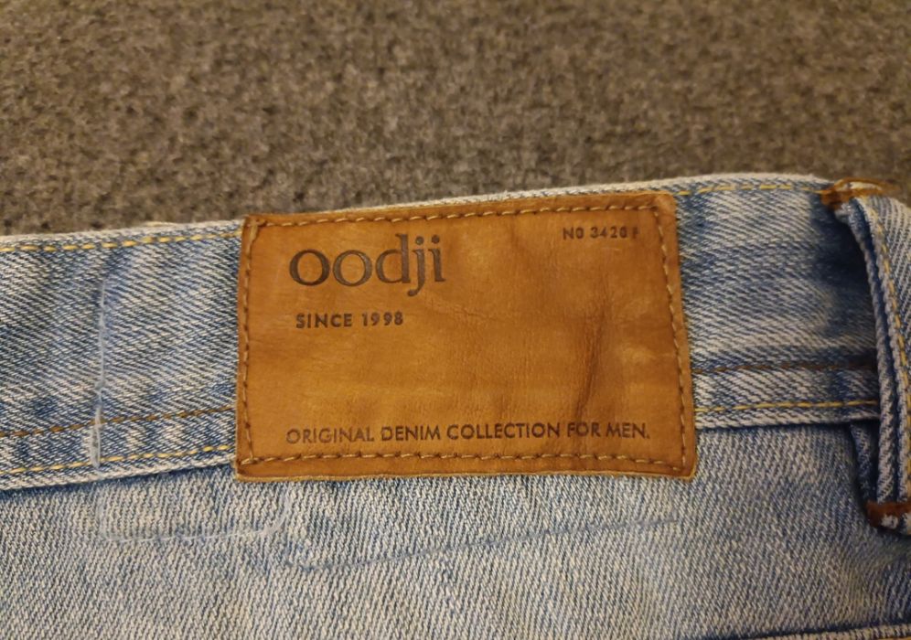 Чоловічі джинсові шорти oodji