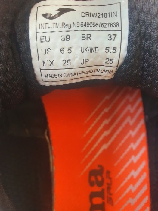 Футзалки "Joma" р. 38 і 39 (потребують ремонту)