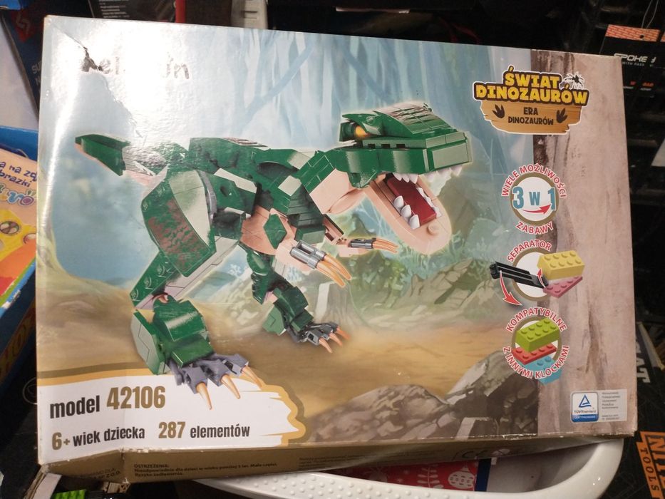 Nowe klocki dinozaury