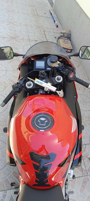Honda cbr 929 bom estado
