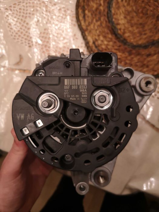 Alternador VAG OEM PD compatível com muitos modelos