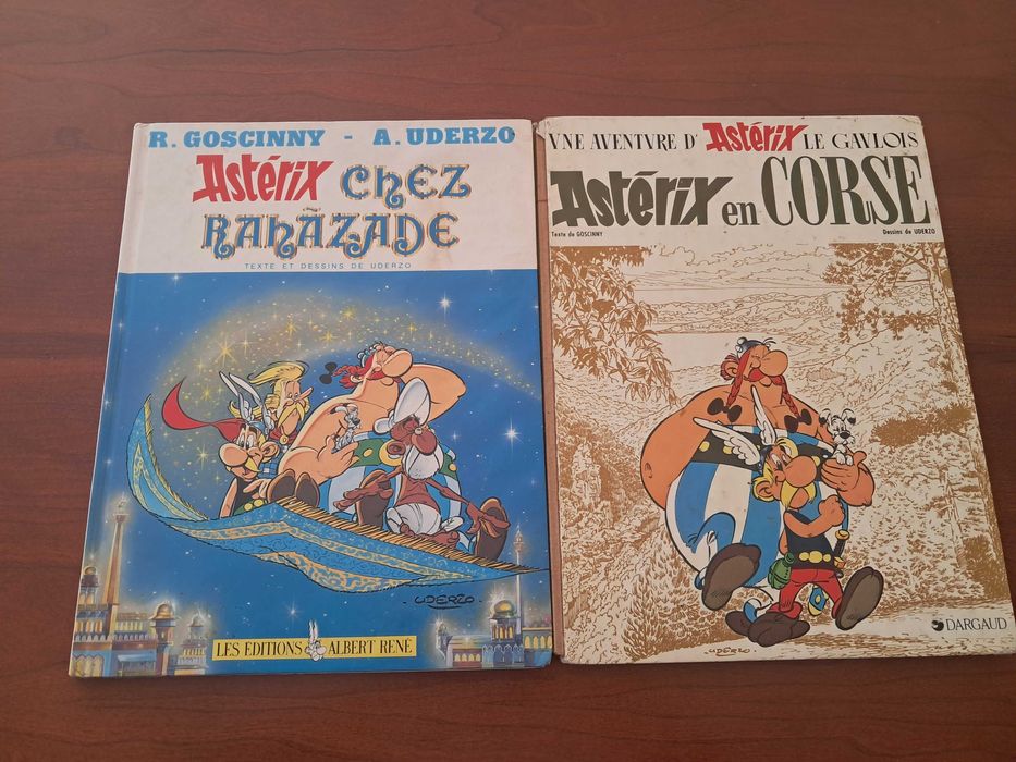 Lote 2 asterix em Francês.