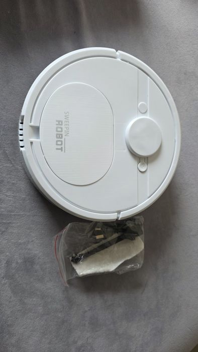 Mały robot sprzątający