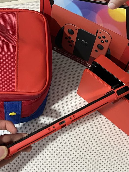 продам nintendo switch oled 256GB