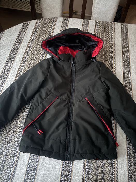 Курточка для хлопчика 4-5років