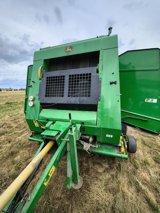 Prasa rolującą John Deere 580
