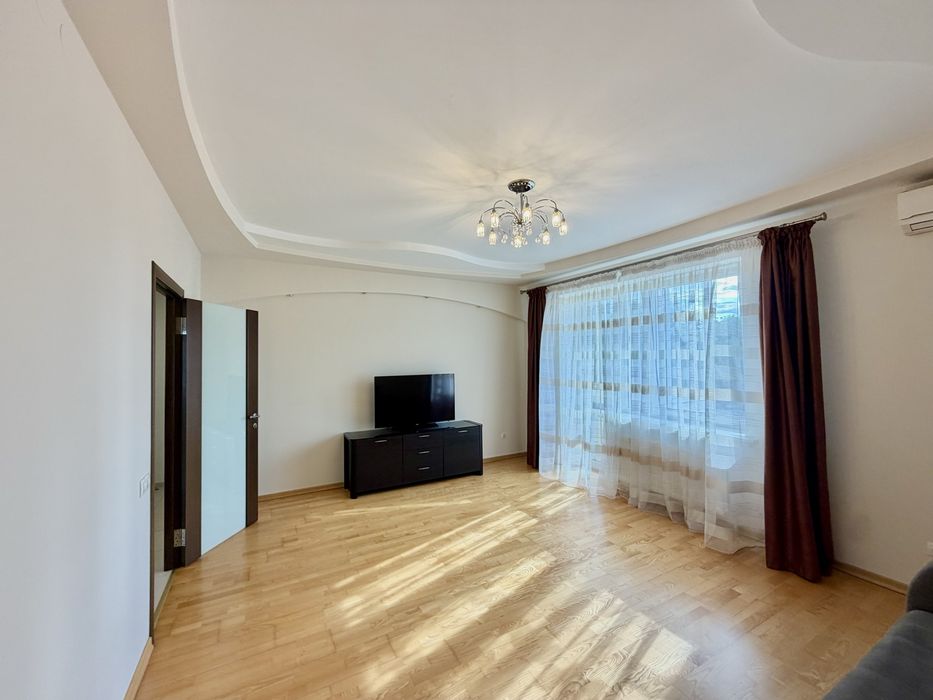 Оренда 2-кімнатна квартира  67 м² , вул .Лазаренка, 4Б , паркомісце , з тваринами можна