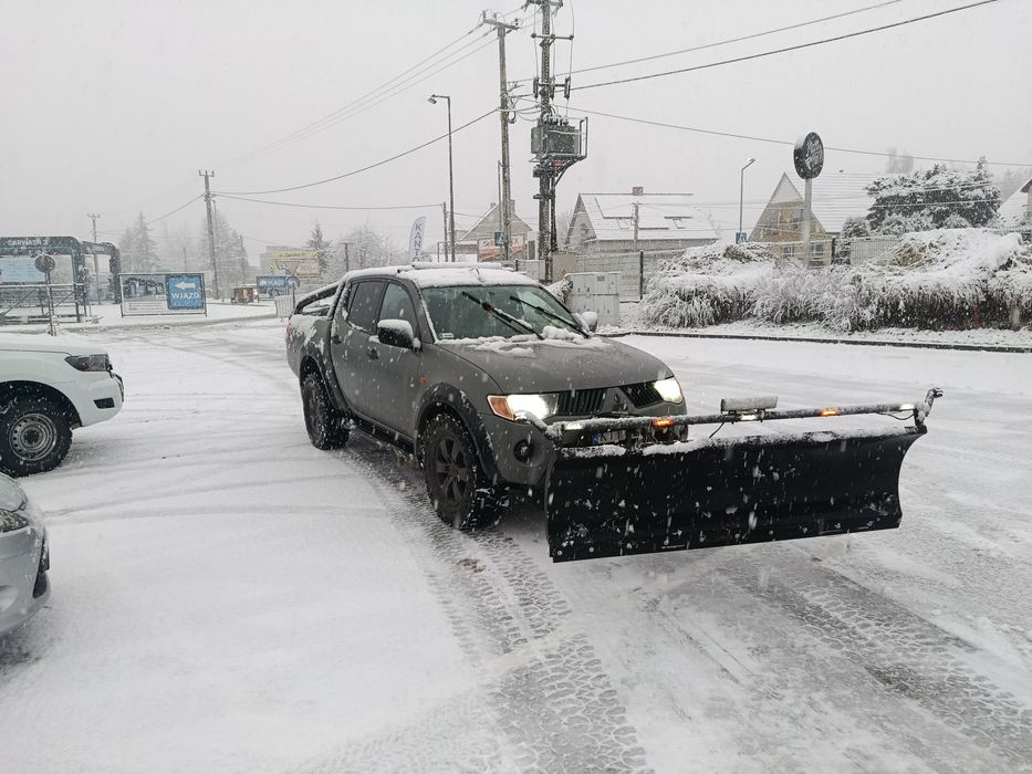 Odśnieżanie, akcja zima, pług do śniegu