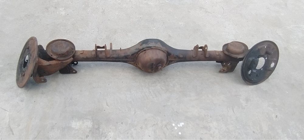 Продам Б/У чулок заднего моста ВАЗ 2101-07 +2 опорных диска