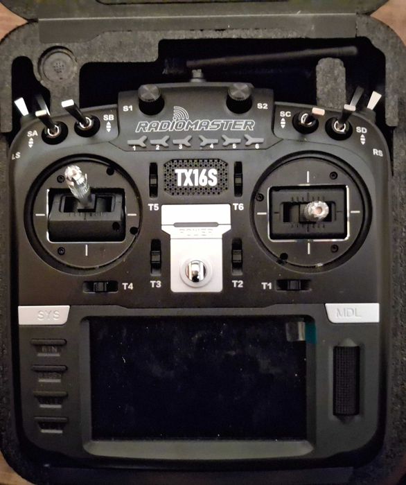 RadioMaster TX16s