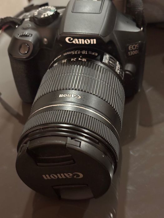 Máquina fotográfica Canon EOS1300