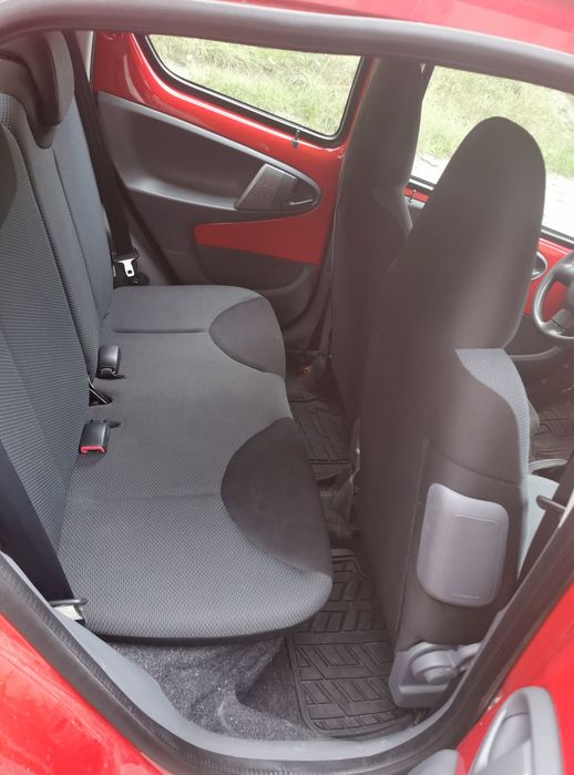 Toyota Aygo silnik 1.0 benzyna 2008 rok mały przebieg śliczna.
