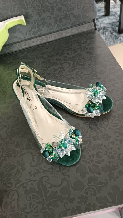 Buty eleganckie  żelki transparentne nowe.