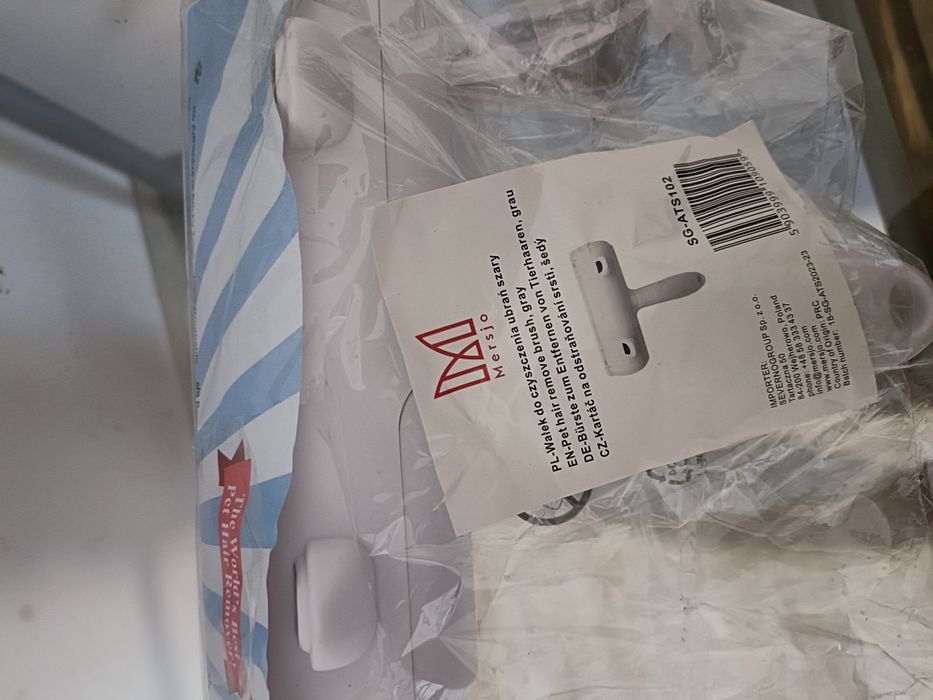 Wałek do czyszczenia ubrań z sierści