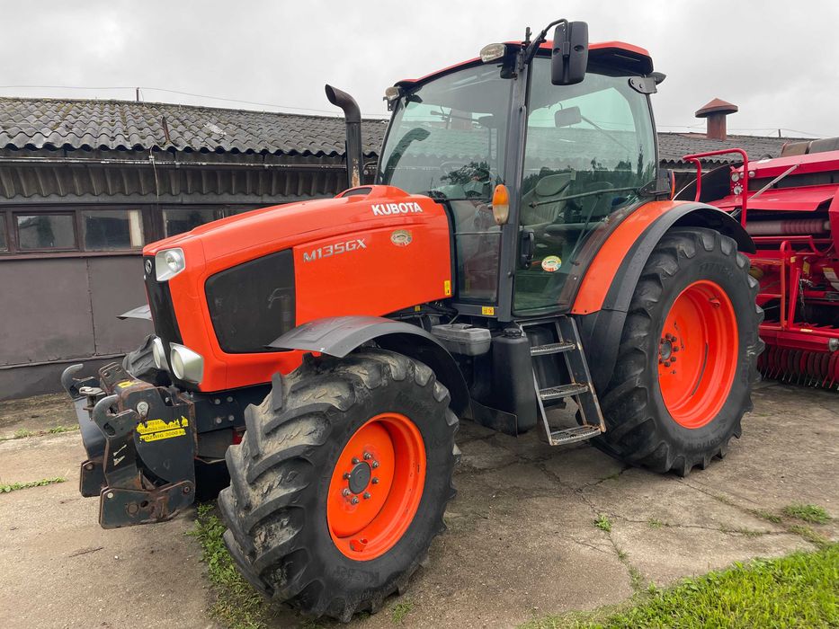 Ciągnik Rolniczy KUBOTA M135GX