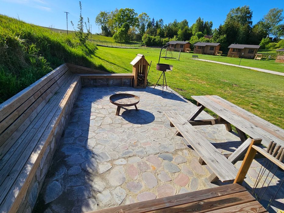 Domki letniskowe Przy Leśniczówce - Sauna - Jacuzzi - Domki nad jeziorem- Bory Tucholskie- Kaszuby, rodzinny wypoczynek, plac zabaw, stawy