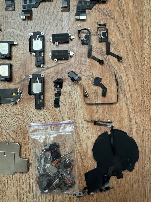 Запчастини 16/15 pro max, Iphone 13 pro/13 pro max, 14 pro/14 pro max,