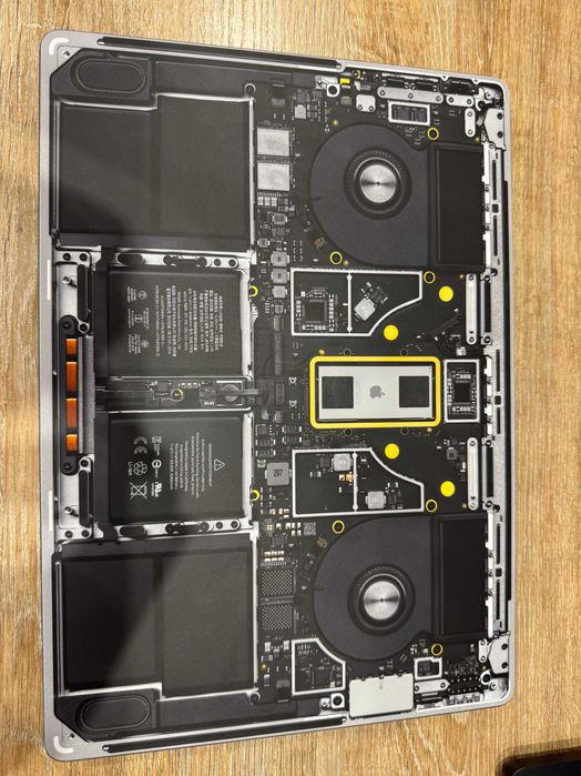 MacBook Pro 14 M1 Pro 32gb 1TB SSD