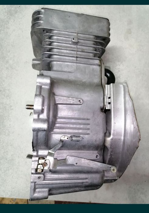 Blok silnika karter do traktorek kosiarka silnik Briggs blok 16-22 Hp