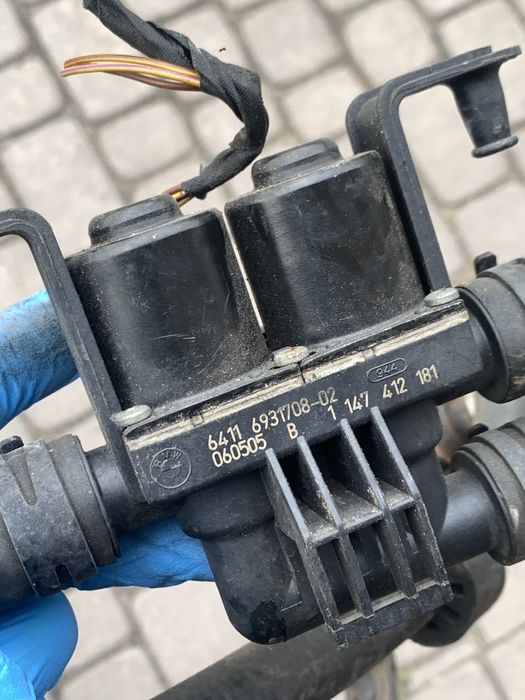 Elektrozawór wody bmw e60 e61 Climatronic