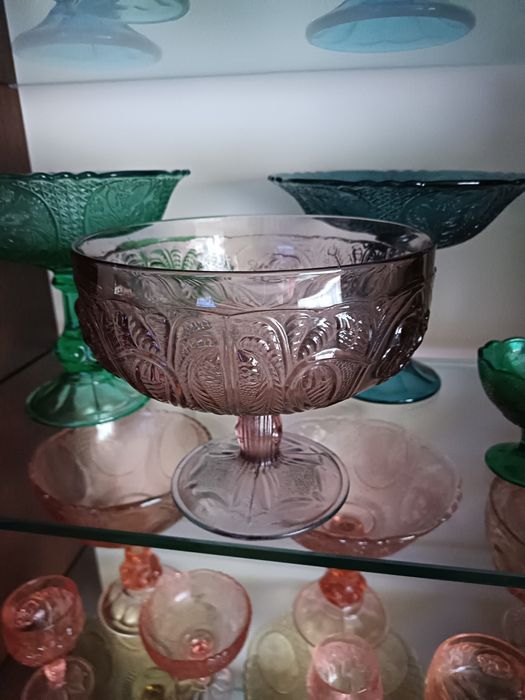 Owocarka Ząbkowice Ukryta twarz kobiety