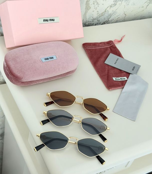 Солнцезащитные очки ромб miu miu полный комплект