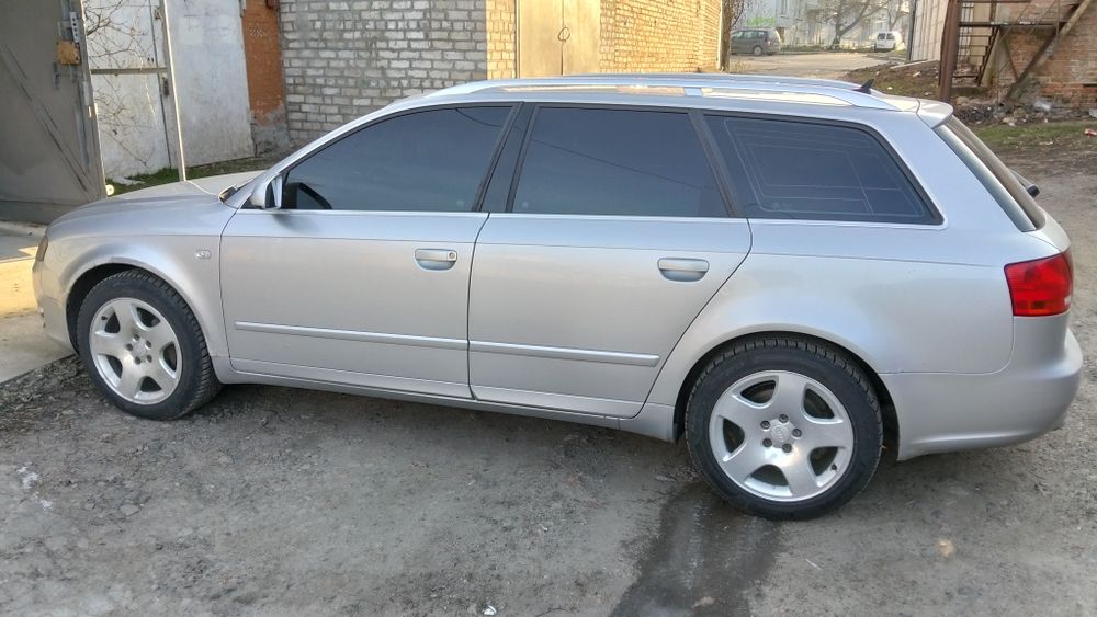 Продаж ауді а4б7