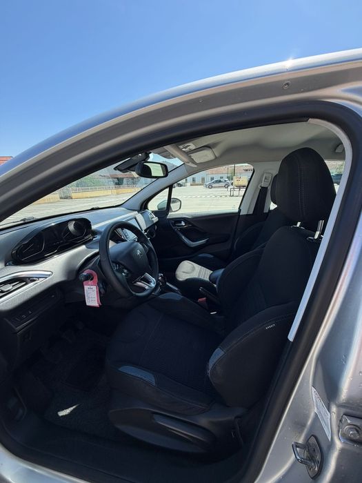 Peugeot 208 1.4 HDi