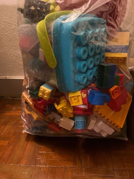 Collection of various legos toys etc64575277207426123