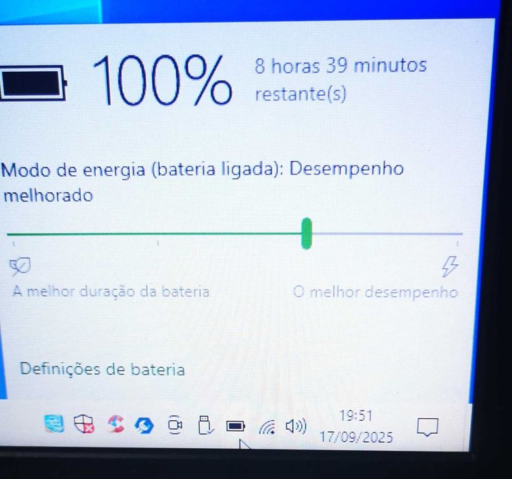 Portátil Dell Latitude 3550, Cpu i3-5005U, 8GB DDRIII, SSD 480GB