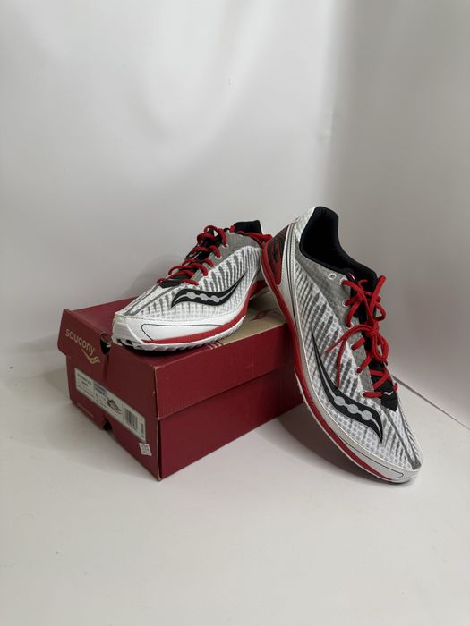 Бігові кросівки Saucony 46.5